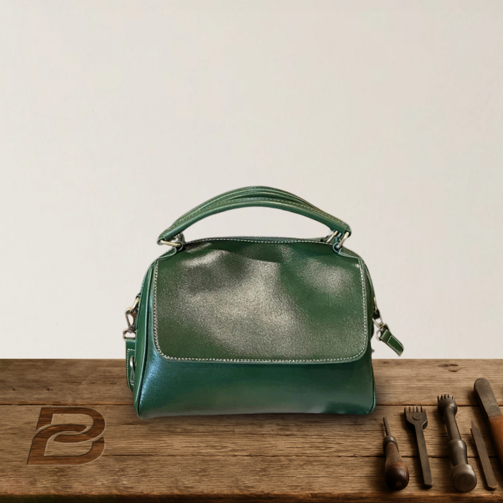 BERK | Vintage envelope leather shoulder bag