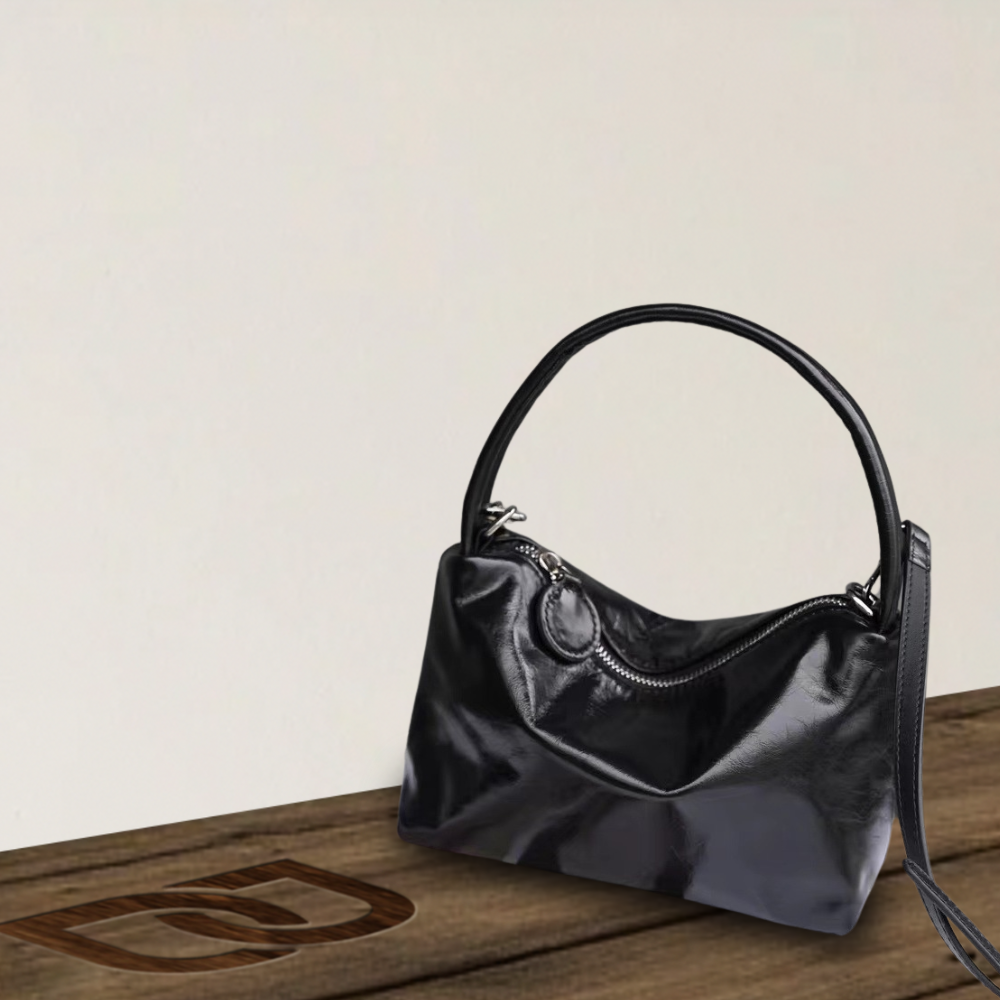 BERK | Structured & chic leather bag