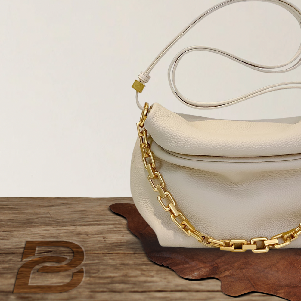 BERK | Elegant shoulder bag with chain