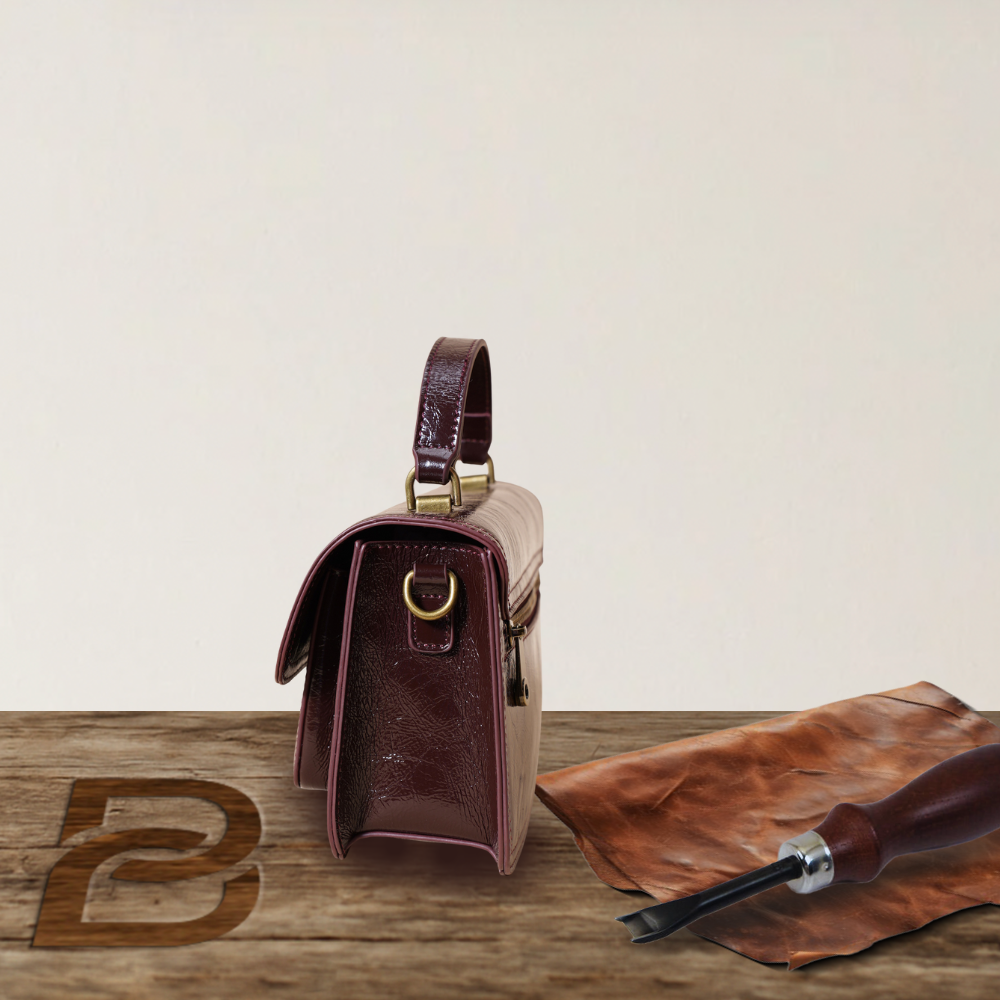 BERK | Vintage Genuine Leather Lock Closure Crossbody Top