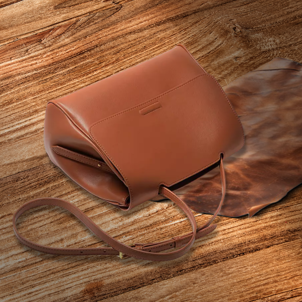 BERK | Minimalist classic leather bag