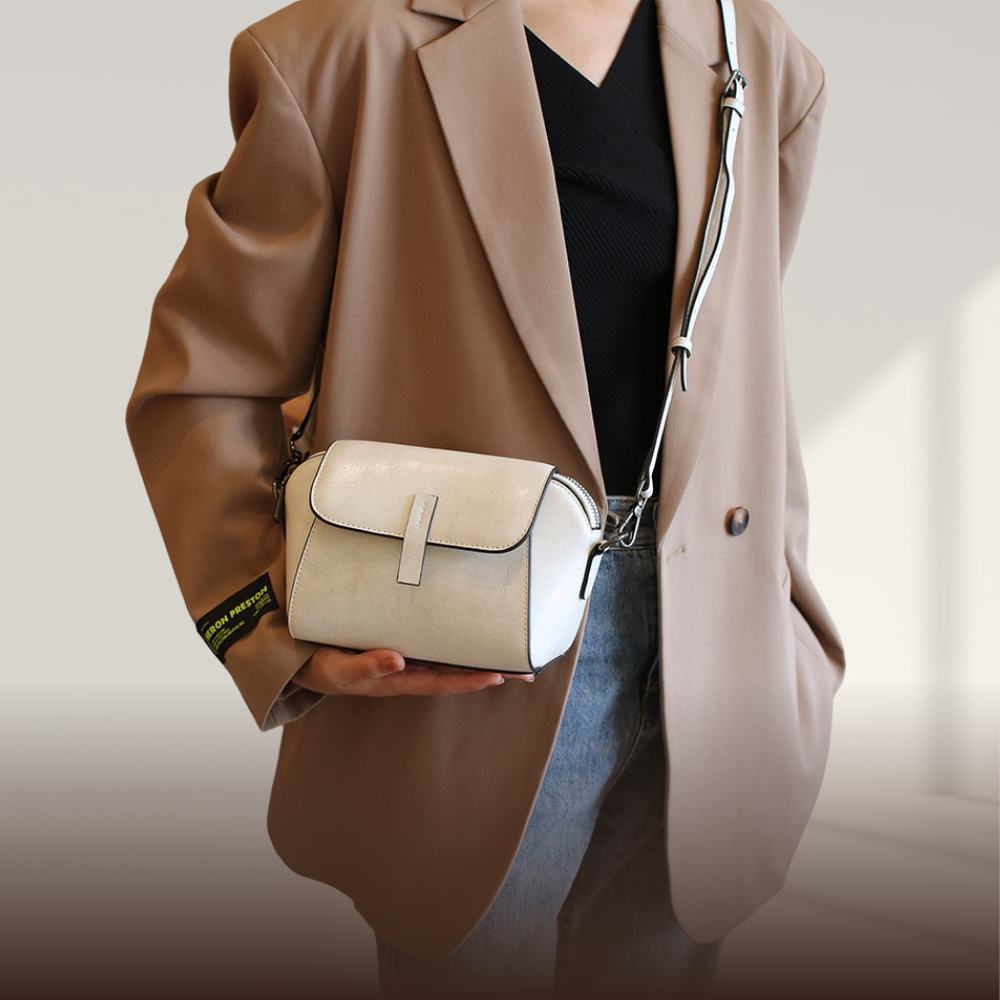 BERK | Shoulder bag made from genuine leather in vintage style