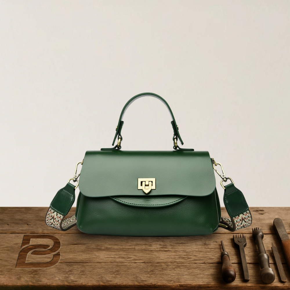 BERK | Vintage envelope leather shoulder bag