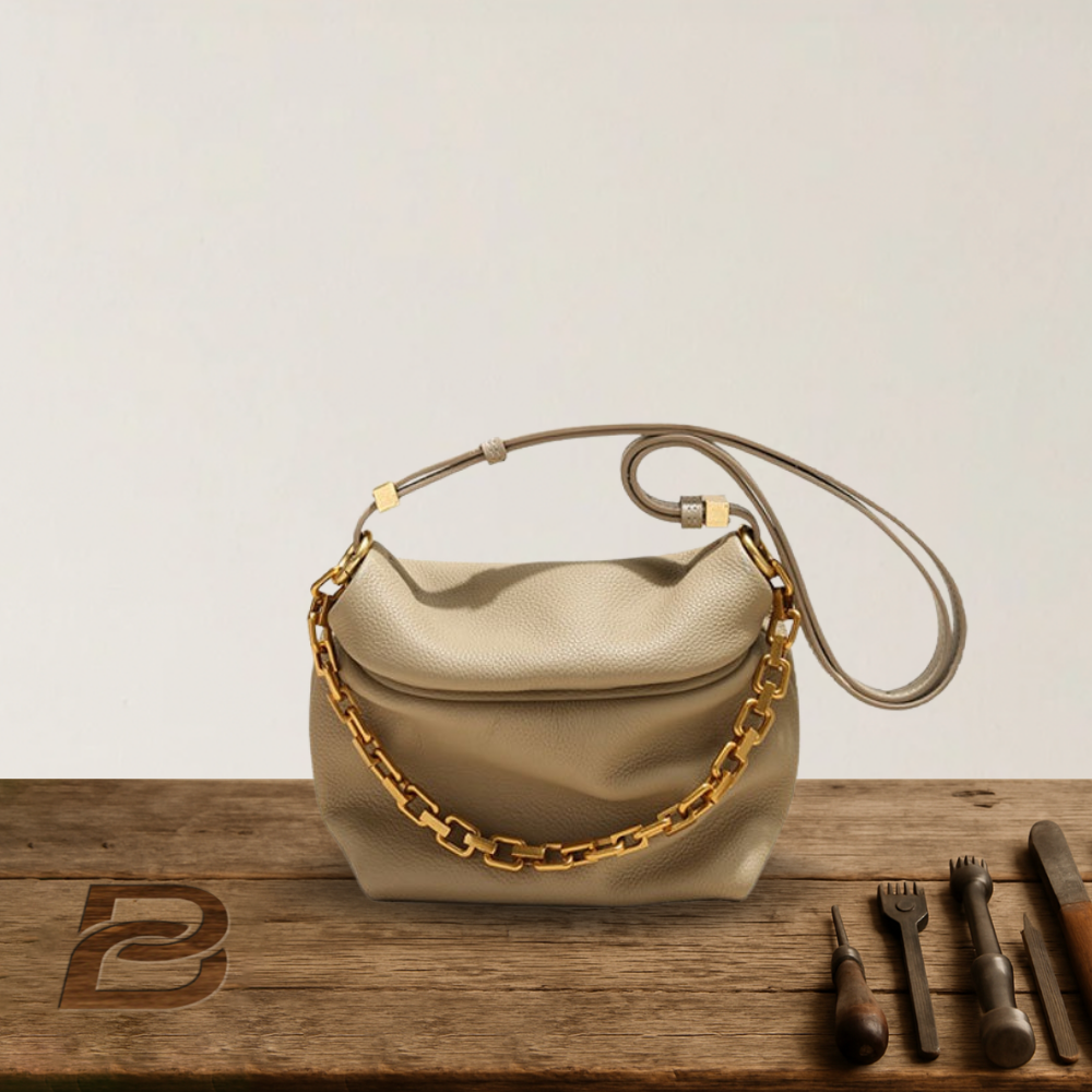 BERK | Elegant shoulder bag with chain