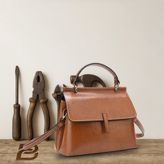 BERK | Elegant satchel made from smooth leather