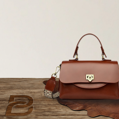 BERK | Vintage envelope leather shoulder bag