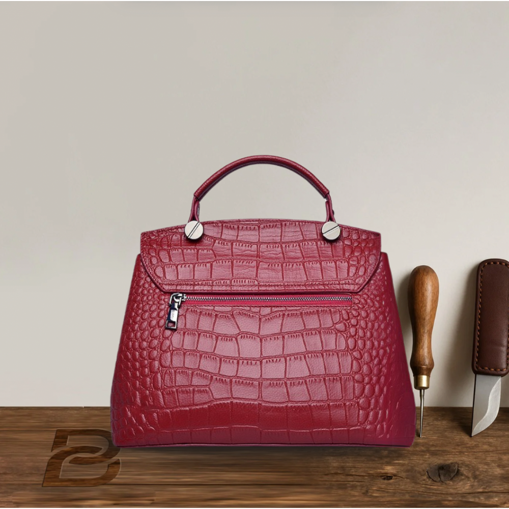 BERK | Elegant handbag in textured leather