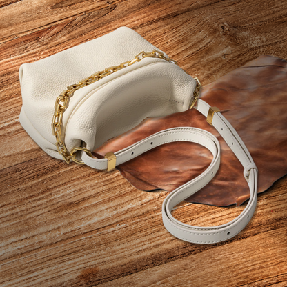BERK | Elegant shoulder bag with chain
