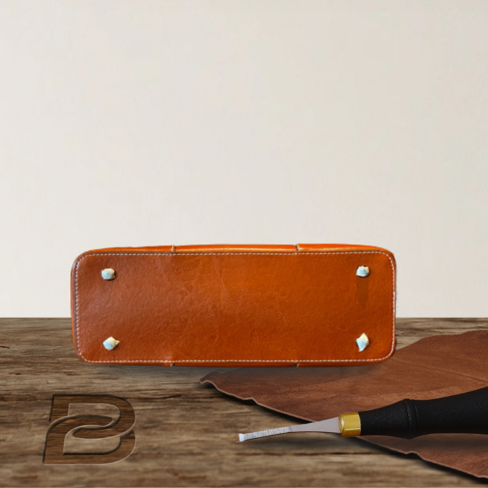 BERK | Large hand-worn bag made from genuine leather
