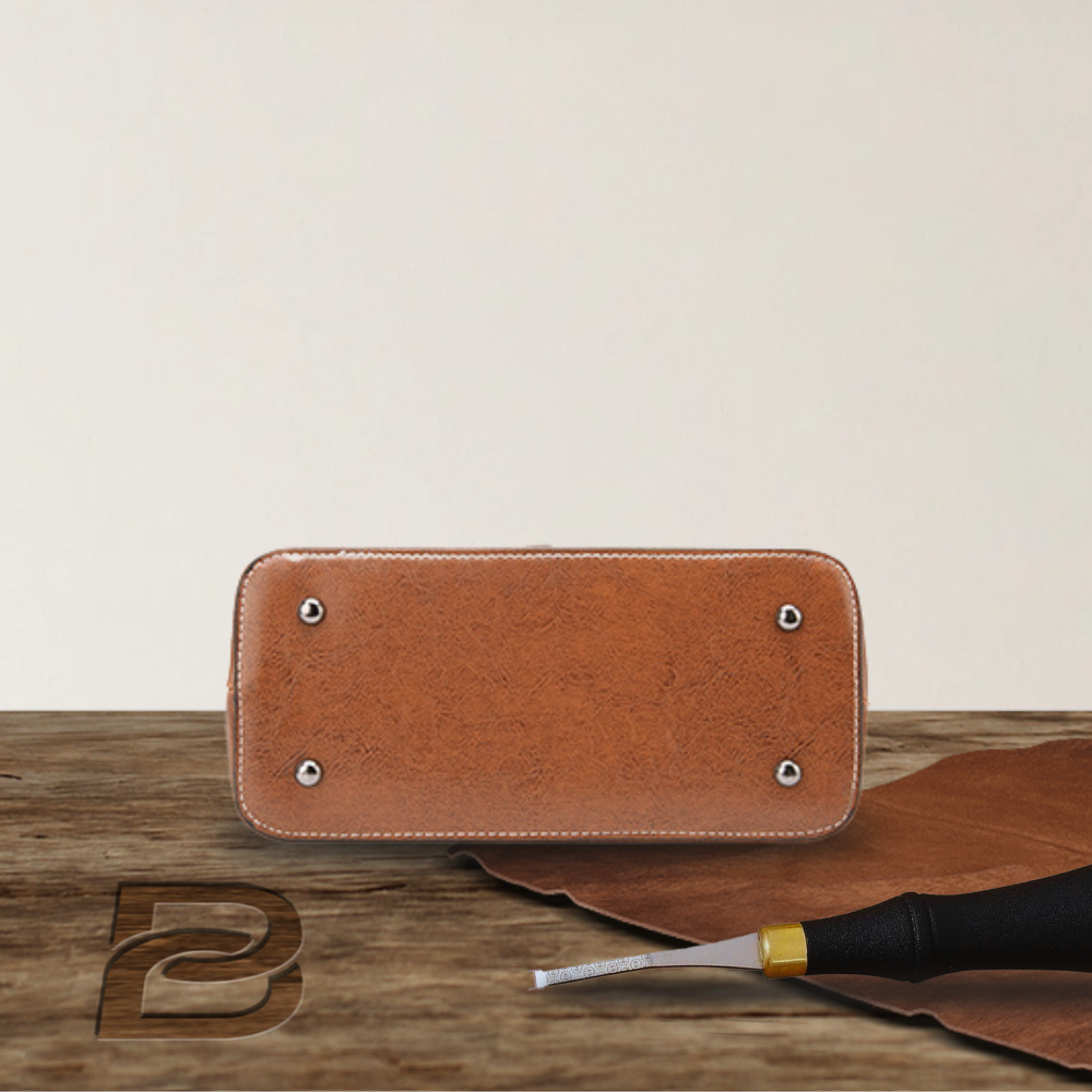 BERK | Elegant satchel made from smooth leather