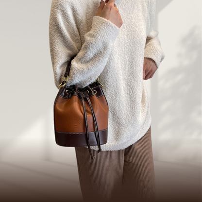 BERK | Two-coloured premium leather bucket bag with adjustable strap