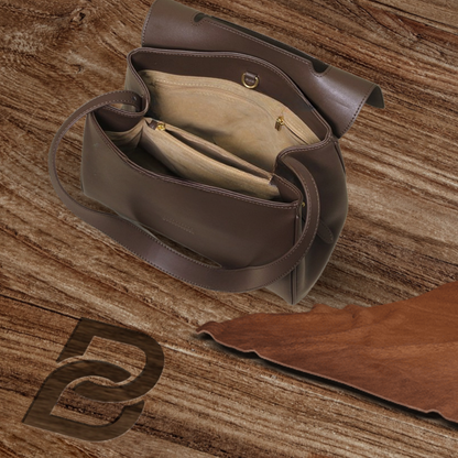 BERK | Minimalist classic leather bag