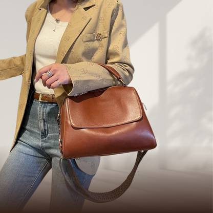 BERK | Vintage envelope leather shoulder bag