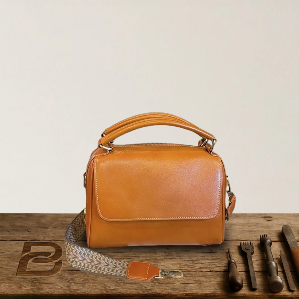 BERK | Vintage envelope leather shoulder bag