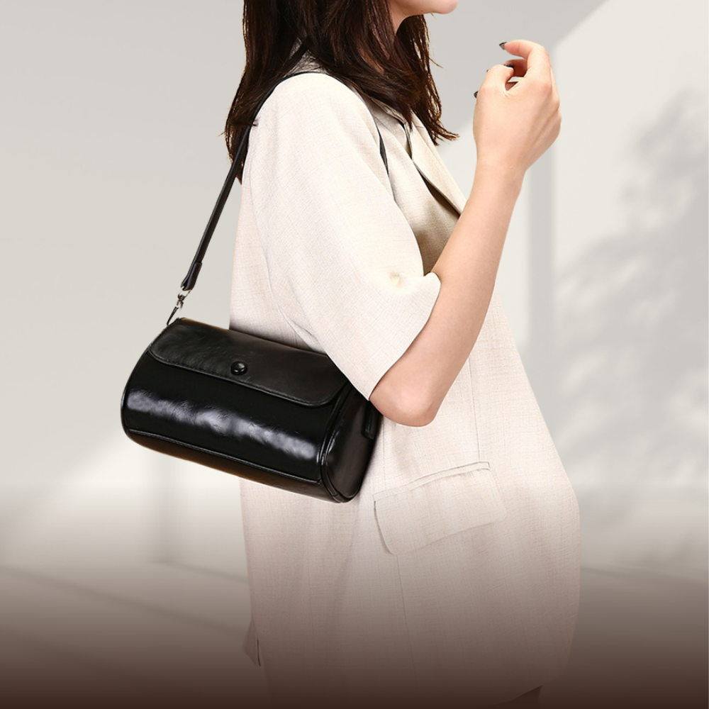 BERK | Compact & trendy mini leather bag